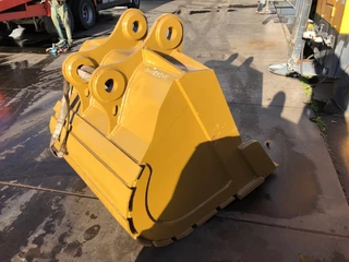 Caterpillar 325B 47 inch HDBucket 2021 - N/A image 2