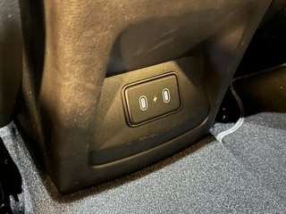 Kia e-Soul 2023 - ExecutiveLine 64kWh 204PK Automaat | Leder | Navigatie | Head-Up display | Schuifdak | Trekhaak | Harman Kardon Audio изображение 96