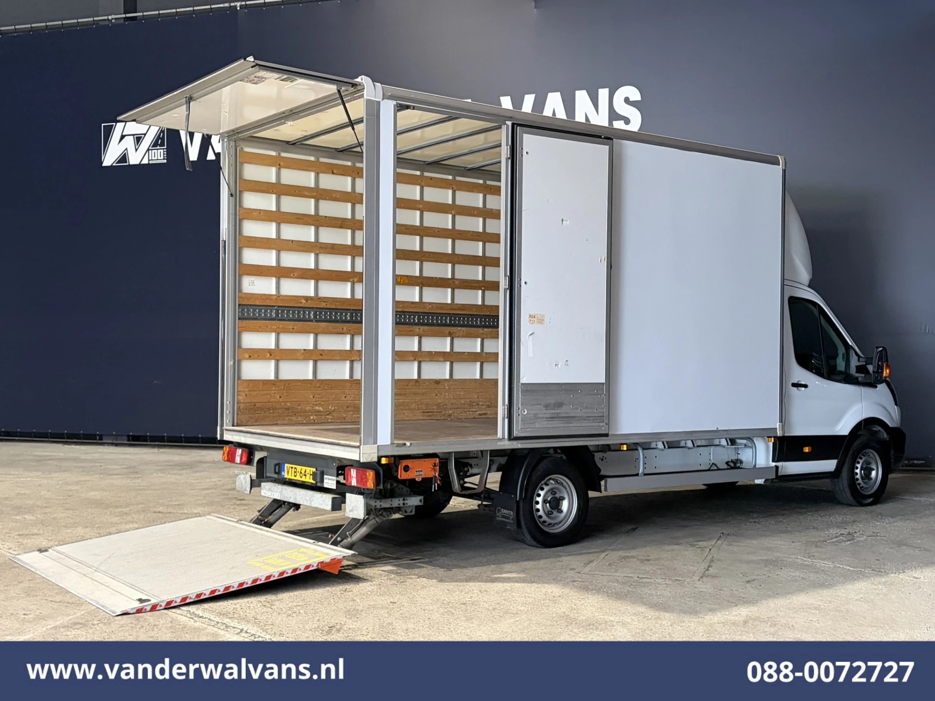 Ford Transit 2023 - 2.0 TDCI 130pk Bakwagen 232cm Hoog Laadklep Zijdeur Euro6 Airco | Lat om Lat betimmering obrázek 2