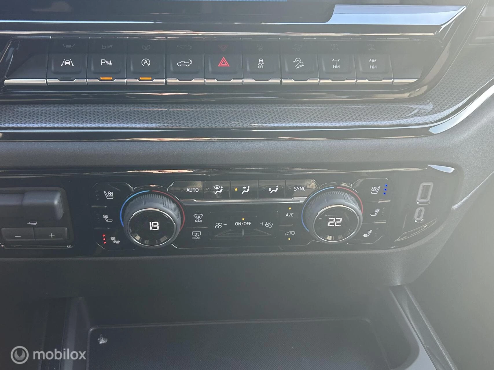 Chevrolet Silverado 2024 - USA ZR2 6.2 V8 image 33
