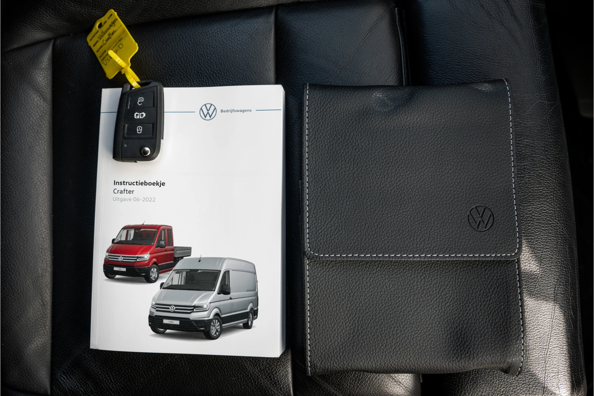 Volkswagen Crafter 2023 - 2.0 TDI XL L5H3 | 177 PK | Rijplaten | Automaat | LED | Camera | Carplay | Schuifdeur L+R | PDC | Trekhaak afbeelding 29