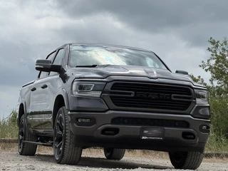 Dodge Ram 1500 2019 - LARAMIE 5.7L V8, 1E EIG, ONDERH HISTORIE, LIMITED WIELEN, PANO, 360, H&K, BLIS, ACC, LUCHTVERING afbeelding 2 miniatuur