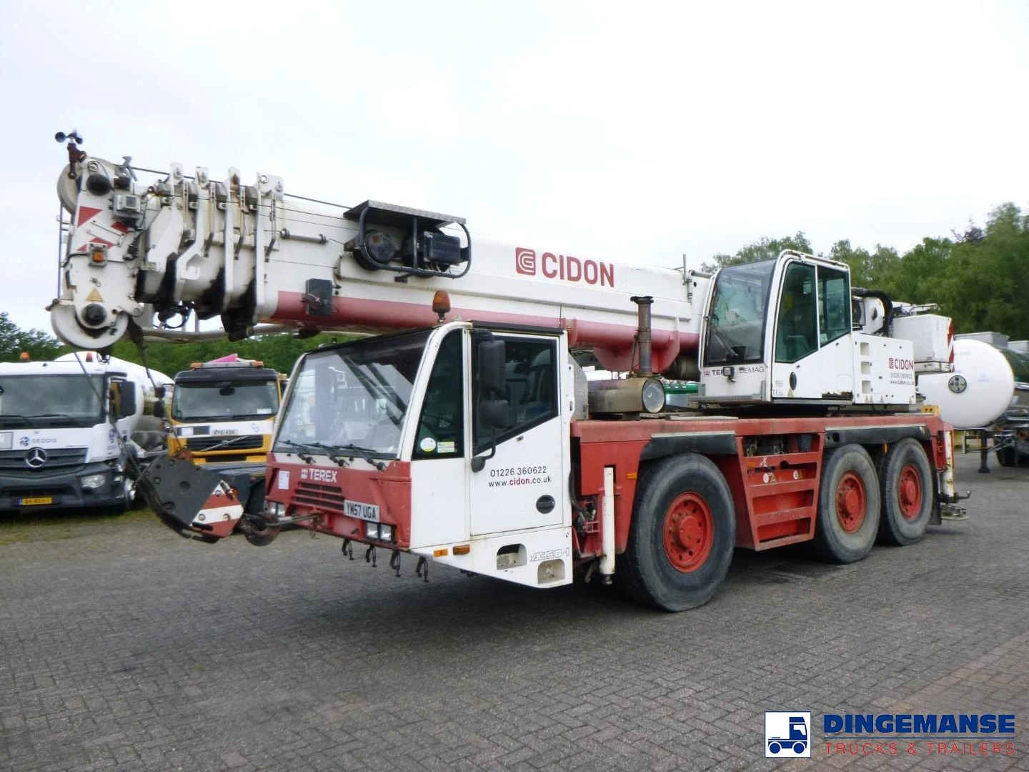 Demag AC50-1 6X6 city crane 50t / 40m 2007 image 1
