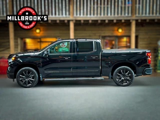Chevrolet Silverado 2024 - High Country Black Edition 6.2 V8 420 PK, imagen 10