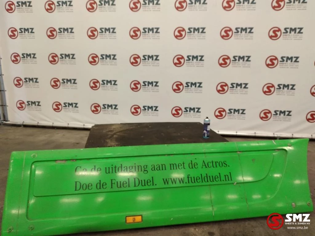 Mercedes-Benz - Occ side skirt links Mercedes Actros mp2 mp3 Bild 1