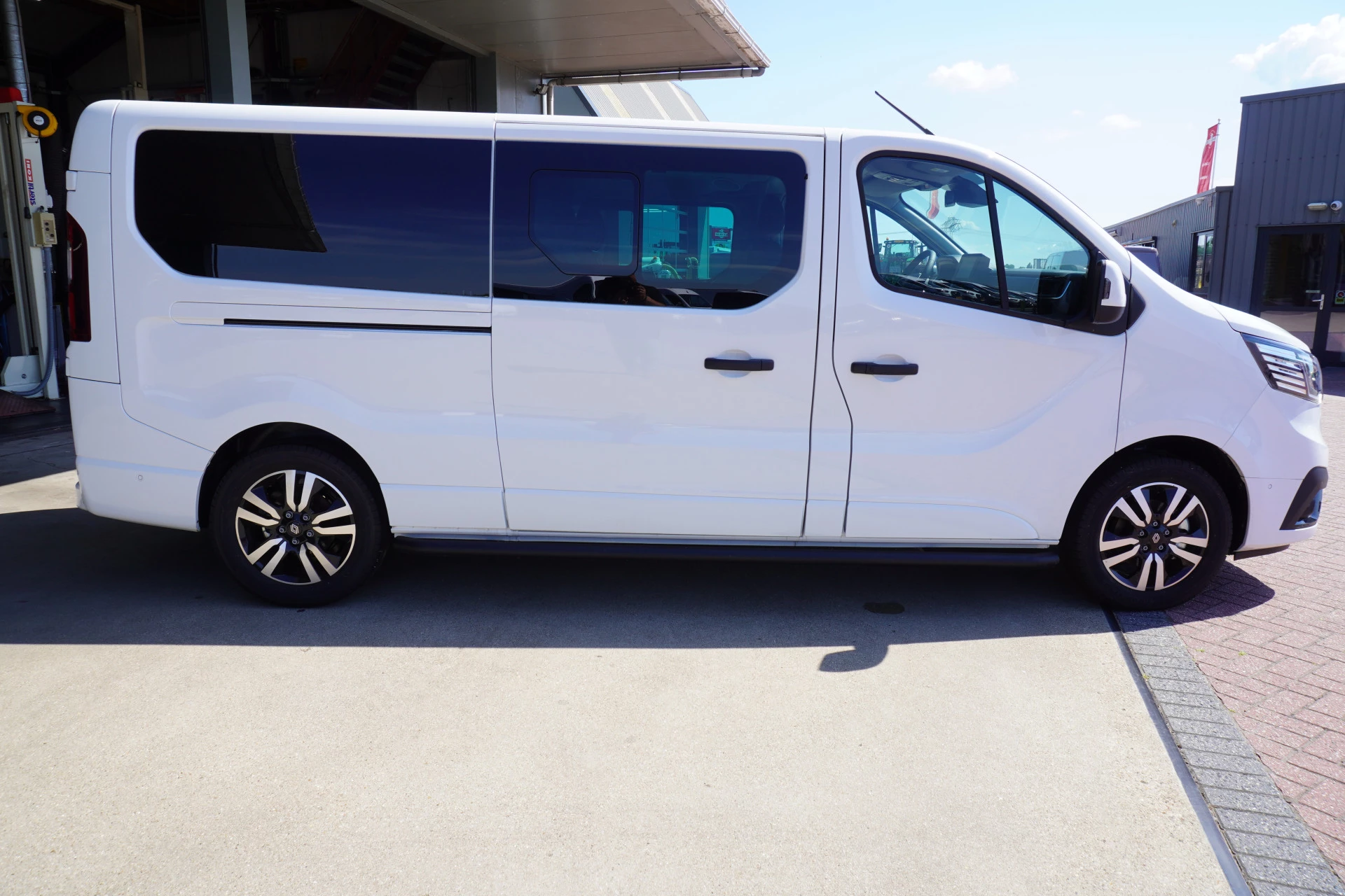 Renault Trafic 2024 - 2.0 Blue dCi 170PK T29 L2H1 Extra Anniversary DC Automaat zdjęcie 3