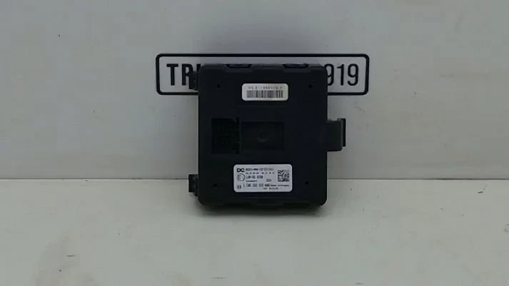 Mercedes-Benz MB - Electrical System Regeleenheid afbeelding 1