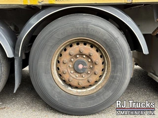 Fliegl SDS Curtainsider - Steer/Lift Axle | SAF | Forklift Mount | Boxes | S 2014 - N/A image 33