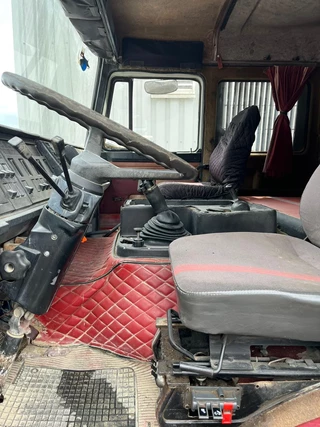 Iveco Turbostar 1989 - 190-38 , 6x2 , V8 Watercooling , 3 Way Tipper , Spring Suspension , Manual bild 15