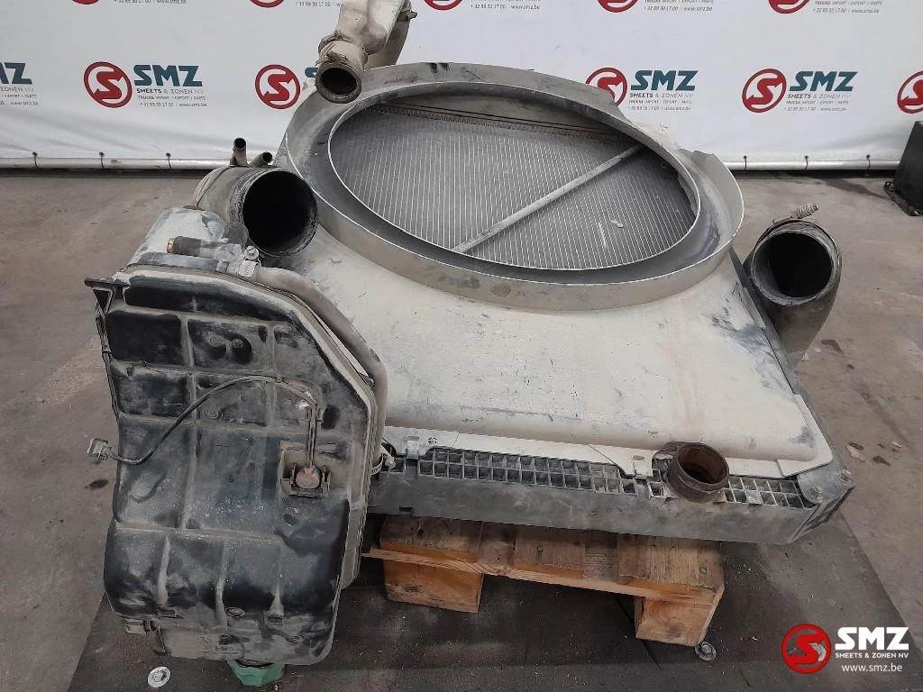 Mercedes-Benz 1999 - Occ radiator + intercooler + koelvloeistofreservoi изображение 4