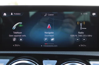 Mercedes-Benz A-Class 2021 - 180 AUT7 Luxury Line LEDER SFEER WIDESCREEN CAMERA image 24