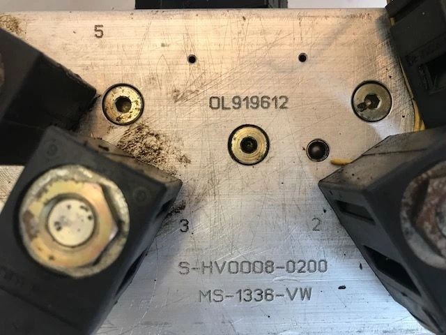 MAN - MODULAIRE BESTURING VICKERS MODEL 3010615 zdjęcie 3