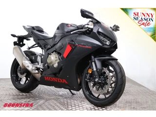 Honda CBR 1000 RR 2018 - Fireblade LED ABS Quickshift image 2 thumbnail