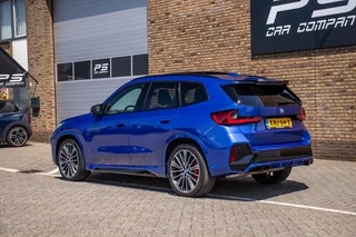 BMW X1 2023 - xDrive30e M-Sport, Full Option, Premium Select, Pano image 4