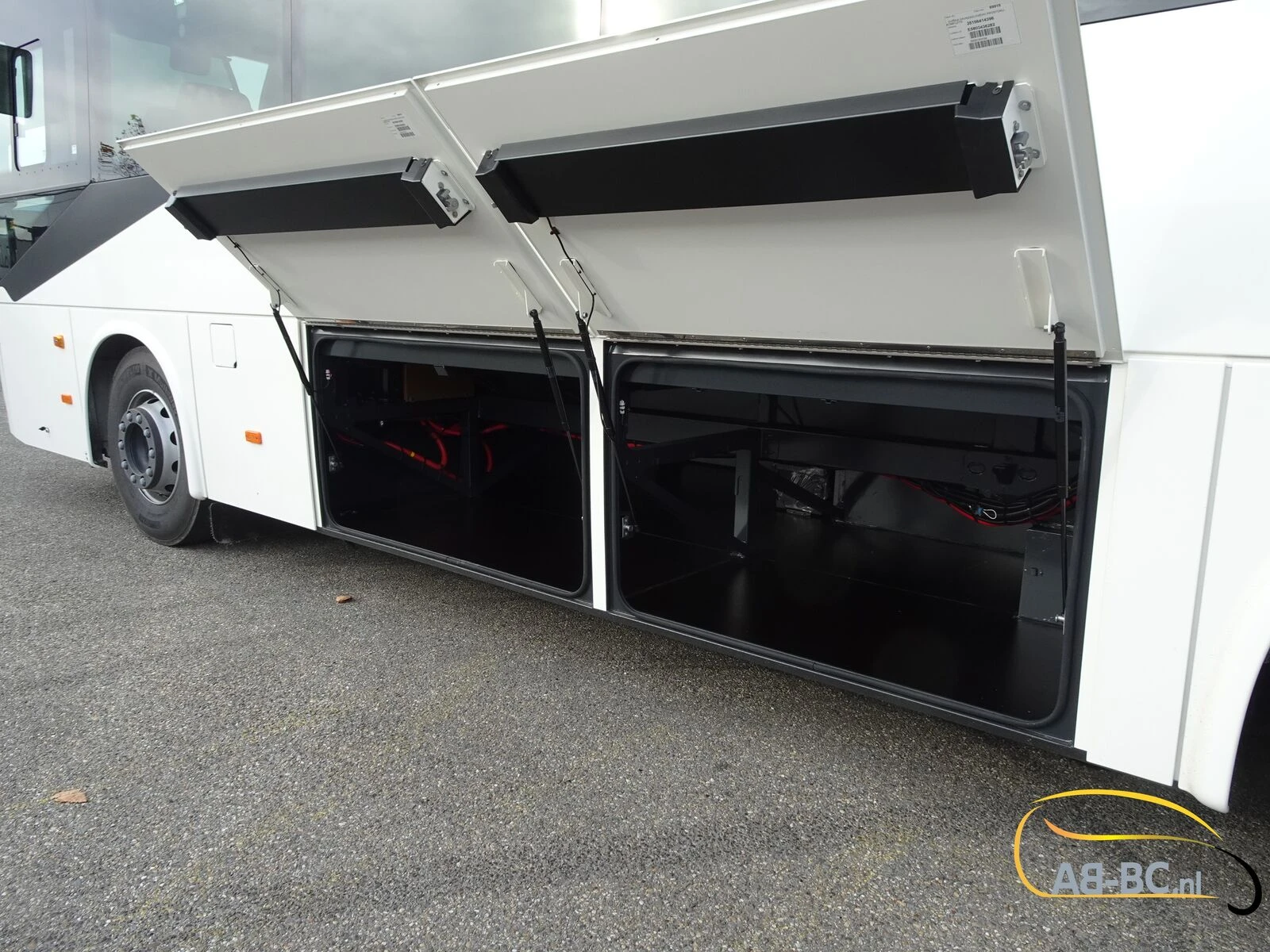 Iveco NEW 10.7 MTR Crossway 49 Seats + 14 Standees ADAS afbeelding 21