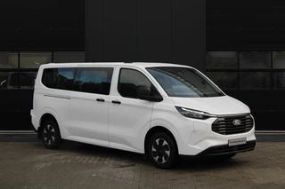 Ford Transit Custom 2026 - 340 2.5 PHEV L2H1 Kombi Trend 9 zits - Trekhaak - LED - Stoel-stuurverwarming - Rijklaar bild 3