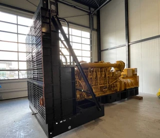 Cat 2025 - 3516B - 2.250 kVA Generator - DPX-25084 afbeelding 2 miniatuur