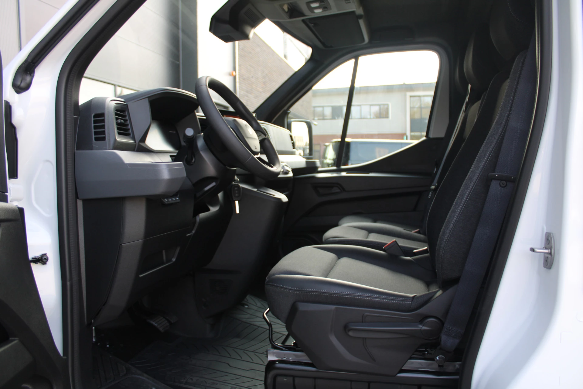 Renault Master 2026 - E-Tech T35 L3H2 Advance Long Range 87 kWh 143pk - Camera - Trekhaak - Cruise - LED - Carplay/Android - Rijklaar Bild 17