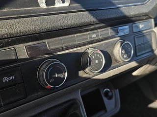 Volkswagen Crafter 2019 - 50 2.0 image 10