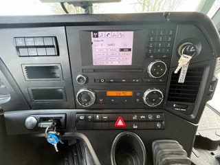 Mercedes-Benz Antos 2540 2014 - LL*6x2*Lenkachse*Vollluft*Koffer*E6 imagem 28