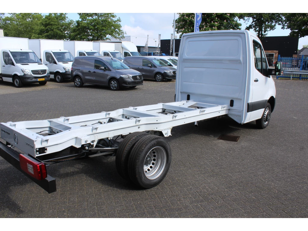 Mercedes-Benz Sprinter 2026 - 517 CDI Pro L3 Chassis cabine afbeelding 2