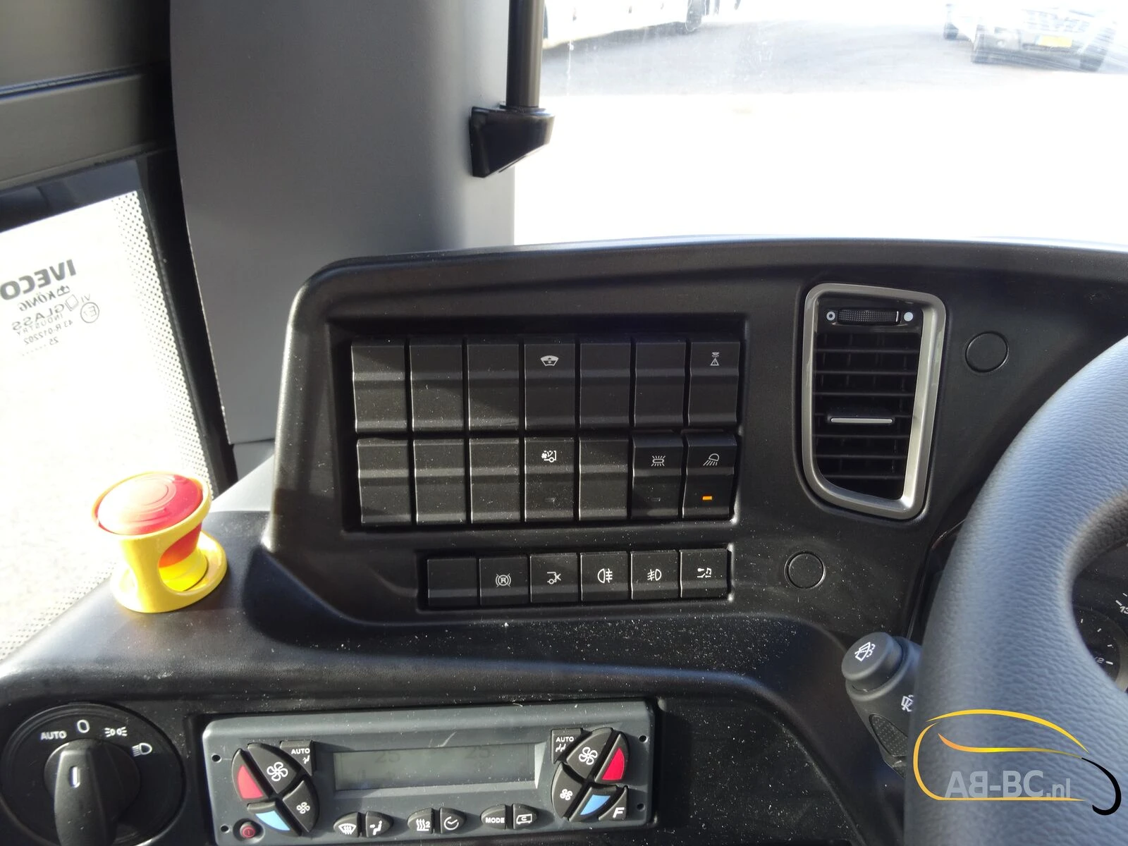 Iveco New 13 MTR Crossway 61 seats ADAS afbeelding 69