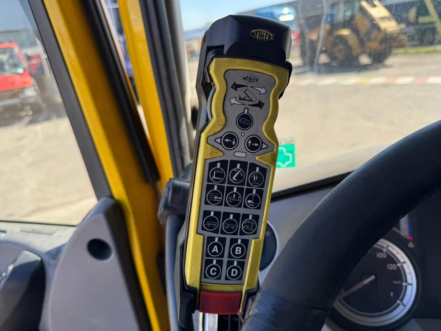 DAF XF 510 2016 image 16