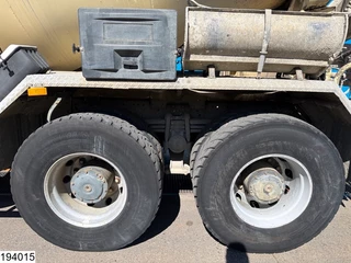 Mercedes-Benz Actros 2007 - 3236 8x4, PTO, Liebherr, Steel suspension image 12