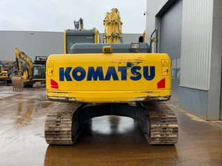 Komatsu HB215LC-1 HB 2012 - N/A image 4