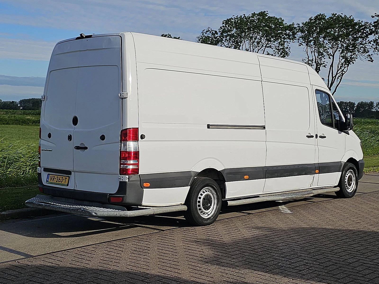 Mercedes-Benz Sprinter 2015 image 3