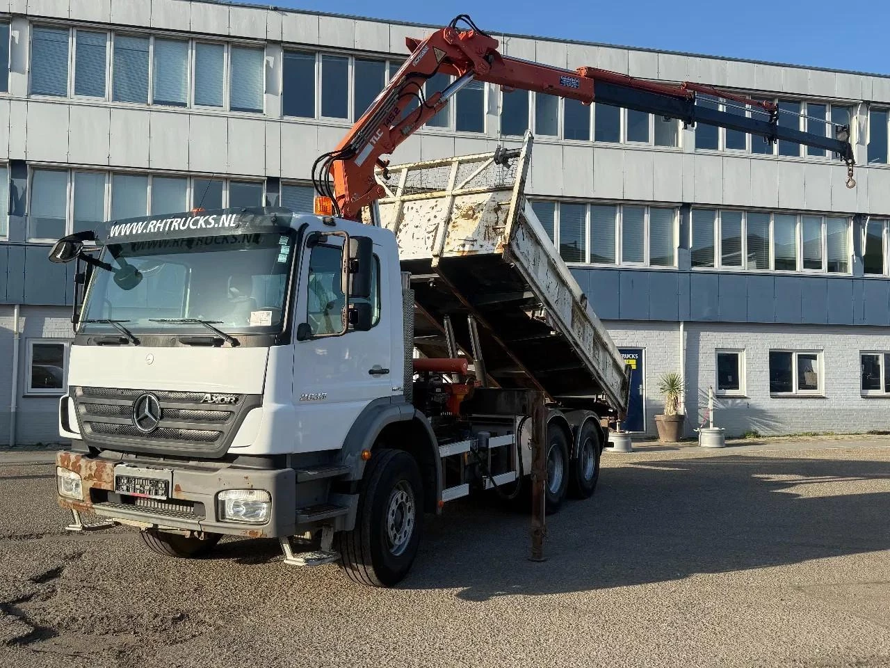 Mercedes-Benz Axor 2633 2008 Bild 1