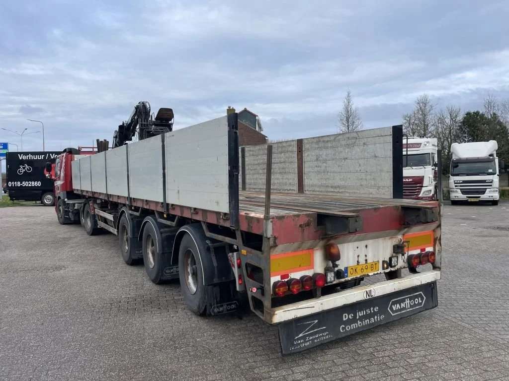 Van Hool 2008 - HIAB 130-R-F2 / Steered afbeelding 3