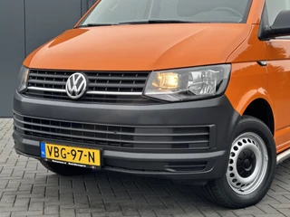 Volkswagen Transporter 2019 - 2.0 TDI 102 PK TRENDLINE / L2H1 / 1e EIG. / DUBBEL CABINE / TREKHAAK / AIRCO / CRUISE obrazek 17