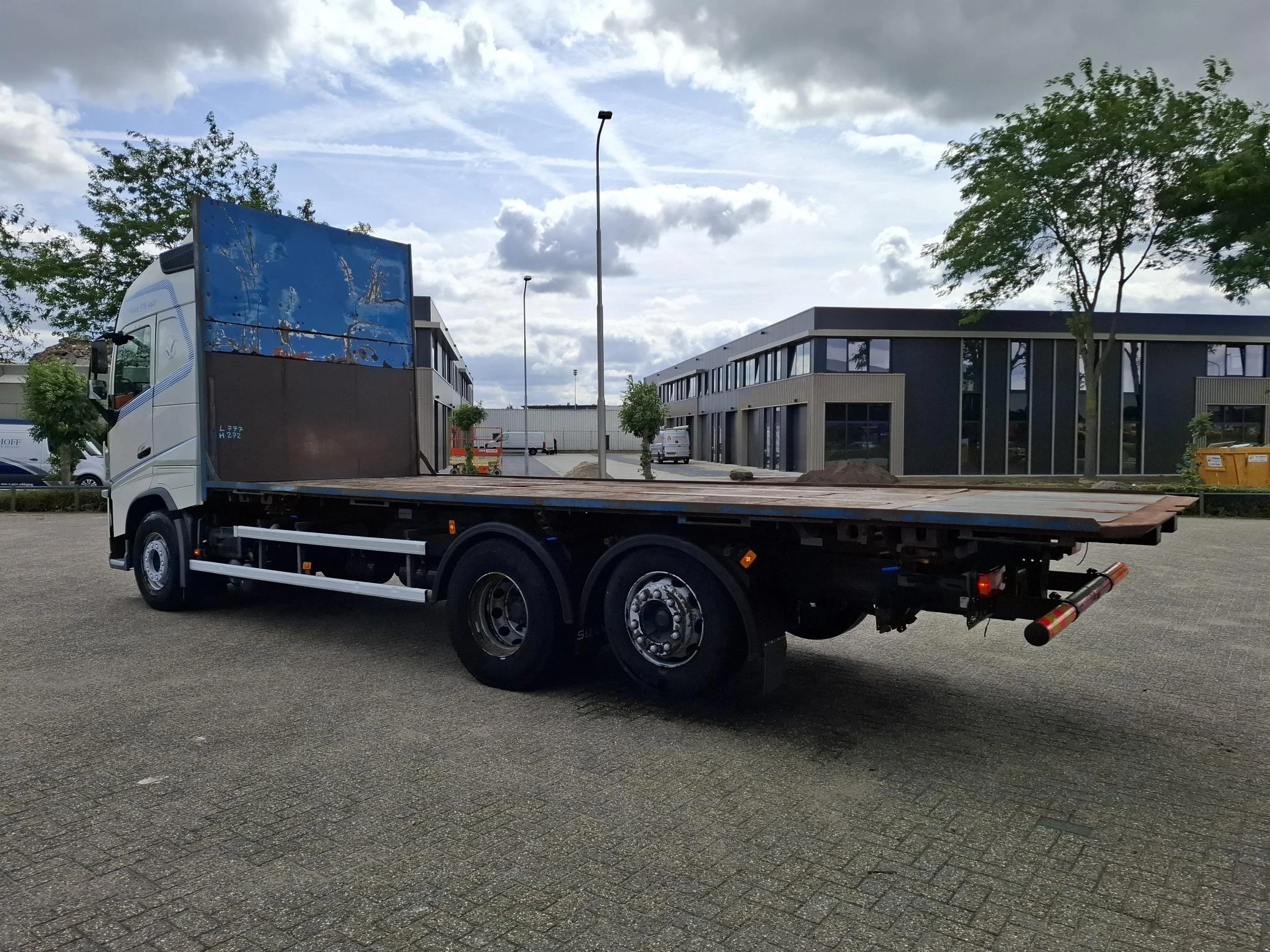 Volvo FH 2016 - FH4-460 / BDF SYSTEM / VEB+ / ACC / LWDS / FRIDGE / LIFT AXLE / AUTOMATIC / EURO-6 / 2016 afbeelding 3