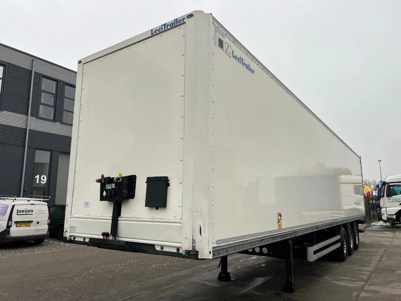 Lecitrailer 2022 - 3E20 / Closed Box / SAF Disc / Dhollandia Bild 4