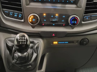 Ford Transit Custom 2022 - 2.0TDCI L2/H1 2800kg Trekgewicht Euro 6! afbeelding 12