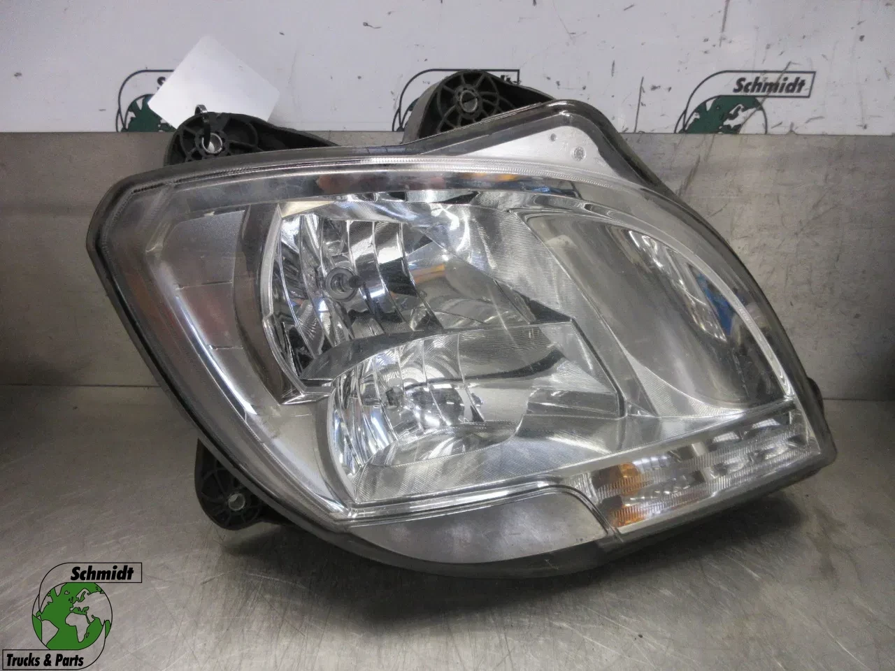 DAF - 1835875 KOPLAMP XF CF EURO 6 RECHTS obrázek 1