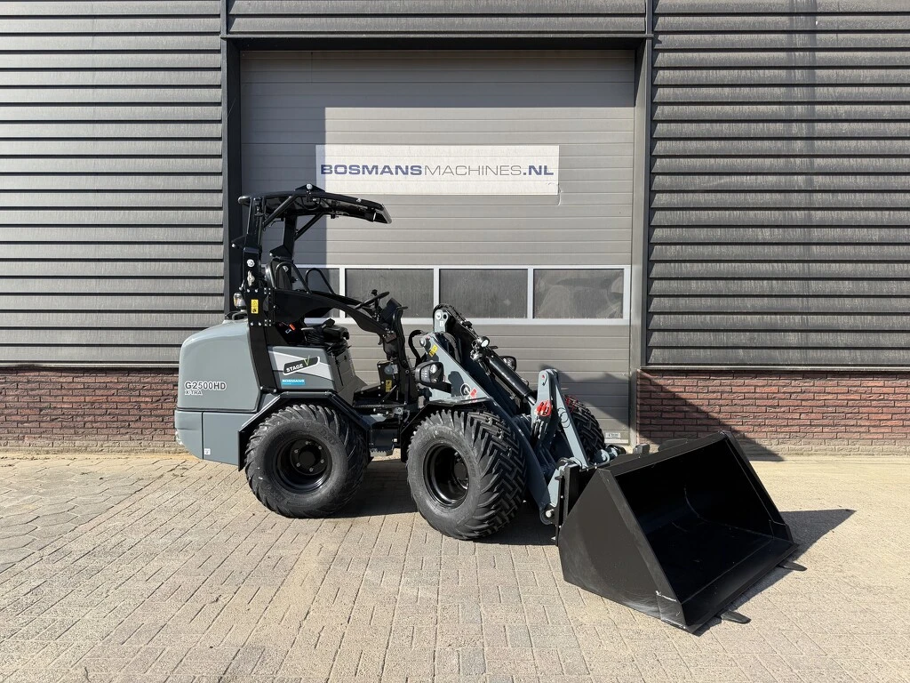 Giant G2500 X-TRA HD minishovel NIEUW '' dikke shovel '' €699 LEASE 2026 afbeelding 1