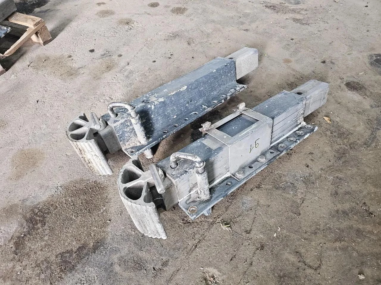 Jost Aluminum trailer support leg 80 cm-max 144 cm afbeelding 3