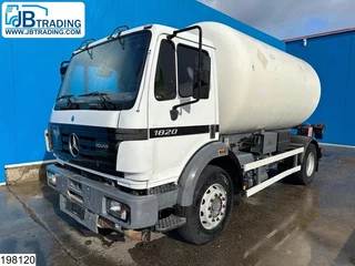 Mercedes-Benz 1820 15375 Liter, LPG GPL, Gastank, Steel suspension