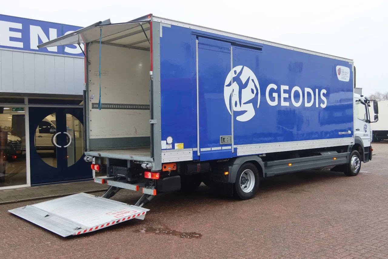 Mercedes-Benz Atego 2021 - 1218 Bakwagen + Laadklep DHollandia 1500kg obrázek 3