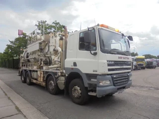 DAF CF 85.410 2008 - 8X4 BLADGEVEERD immagine 6