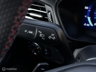 Ford Focus 2022 - 1.0 EcoBoost Hybrid Titanium Style ST-Line Aut obrazek 18