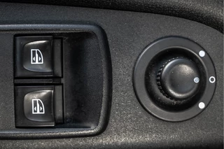 Renault Trafic 2018 - Passenger **1.6dCi 9-Pers L2H1 | Incl. BPM, BTW vrij | R-Link | Navi | Airco | Cruise | PDC | MF Stuur | Start / Stop** obrazek 28