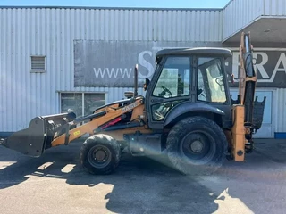 Case N/A 2018 - 851EX-SS , 4x4 , Backhoe Loader , 4 in 1 Bucket image 2