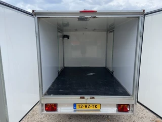 ULTRA LITE N/A 2024 - gesloten aluminium aanhanger 2700 kg obrazek 8