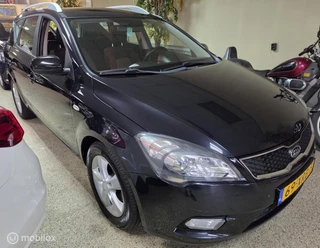 Kia cee'd 2012 - Sporty Wagon 1.4 CVVT Navigator Plus Pack afbeelding 2 miniatuur
