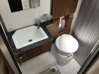Pilote P650GJ 2019 - 2x airco enkele bedden image 16