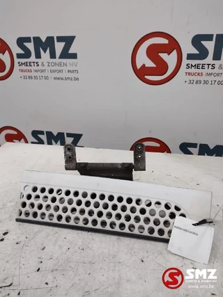 Mercedes-Benz N/A 2014 - Occ grille rechtsonder Mercedes afbeelding 1