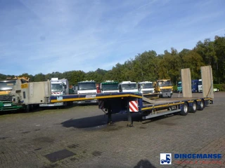 Faymonville 3-axle semi-lowbed trailer 50T + ramps 2019 на продажу